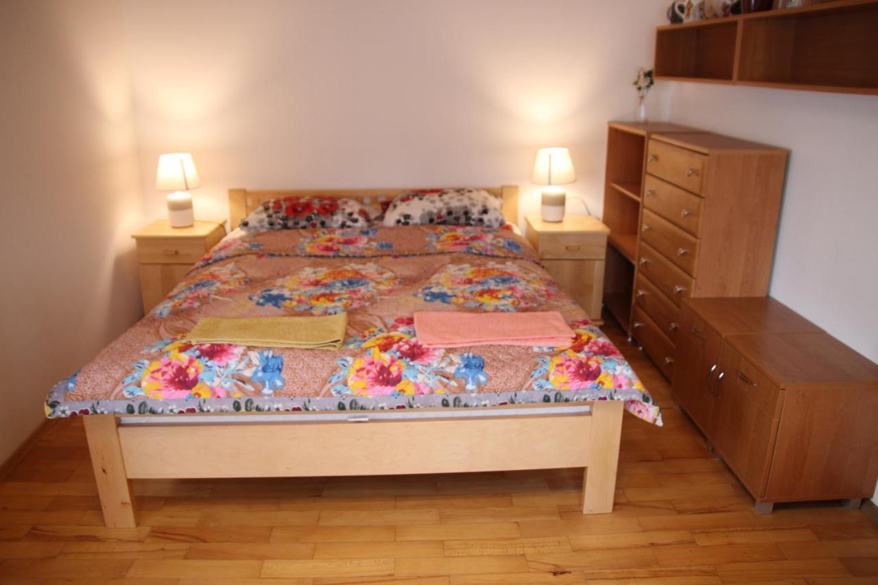 Zamsowka Villa Guciow Bagian luar foto